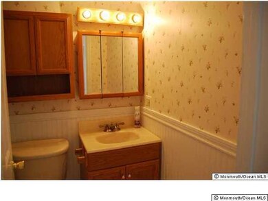 15 Garfield Ave unit 406, Avon By the Sea, NJ 07717 - photo 4