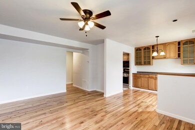 503 W Diamond Ave, Gaithersburg, MD 20877 - photo 3