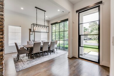 935 Lamonte Ln, Houston, TX 77018 - photo 2