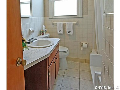 Bathroom. Low-step tub for easy access can be retu