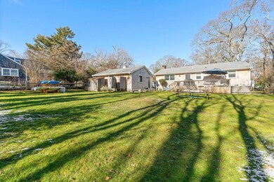 11 Pine Tree Ln, Vineyard Haven, MA 02568 - photo 3