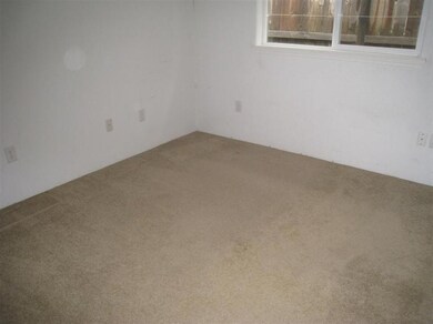 1370 Vista Dr, Central Point, OR 97502 - photo 4