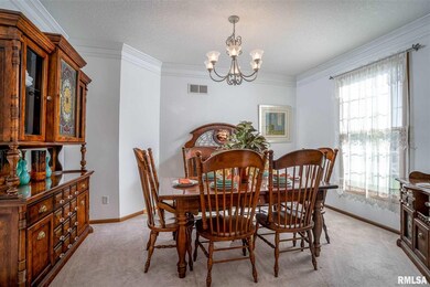 6413 Madison St, Davenport, IA 52806 - photo 5