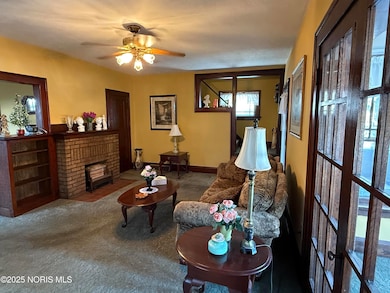 2554 York St, Toledo, OH 43605 - photo 5