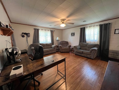 2016 Loomis St, Winfield, KS 67156 - photo 7