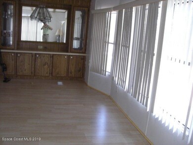 629 Oleander Cir unit 2, Sebastian, FL 32976 - photo 2