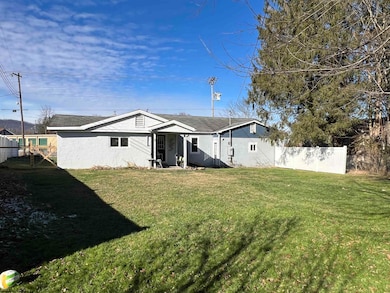 1 Knapp St, Elkins, WV 26241 - photo 2