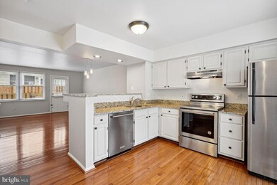 5047 9th St S, Arlington, VA 22204 - photo 4