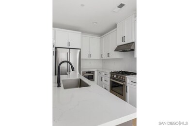 1212 E Cove Place, Encinitas, CA 92024 - photo 4