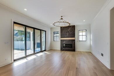 565 S Bryan St, Elmhurst, IL 60126 - photo 2