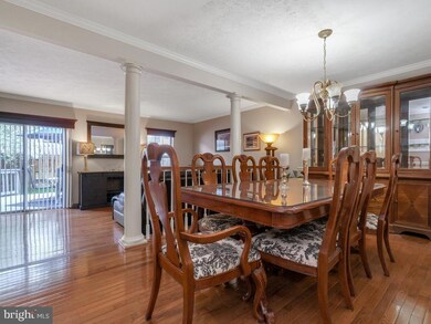 507 Tolbelt Ct, Stafford, VA 22554 - photo 2