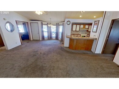 1005 Shadow Ranch Ln, Roseburg, OR 97470 - photo 4