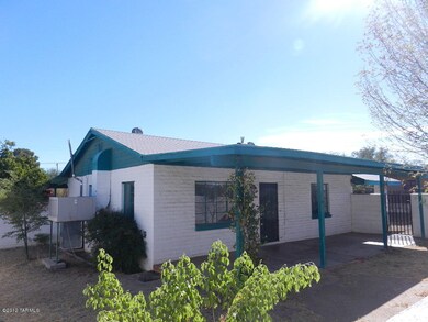 022-216203 Front right