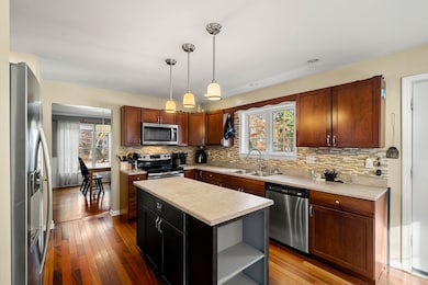 10 Worden Rd, Tyngsboro, MA 01879 - photo 4