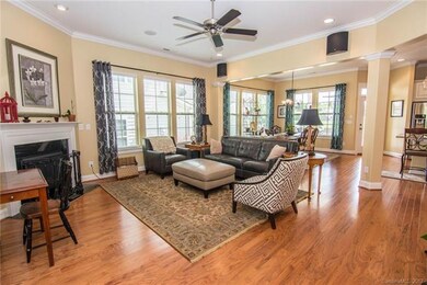 Open floorplan in main living area