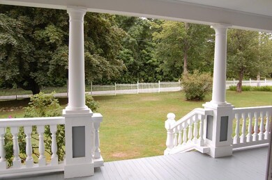 Front Porch & Yard