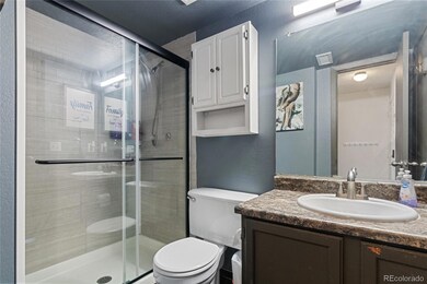 1301 S Cathay Ct unit 202, Aurora, CO 80017 - photo 6