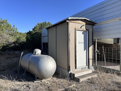 16458 Farm To Market Road 2484, Salado, TX 76571 - photo 7