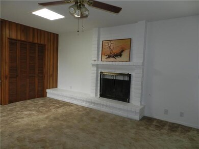 1909 Octubre Dr, El Paso, TX 79935 - photo 6