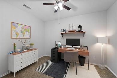 4th room - Specious and large enough to be a 4th b