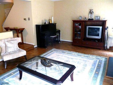 138 Montrose Ave unit 38, Bryn Mawr, PA 19010 - photo 2