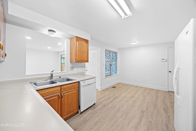 6790 Peppermint Dr, Reno, NV 89506 - photo 6