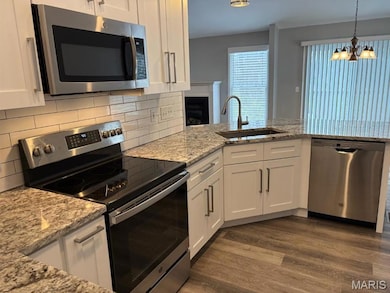 12 Soenker Cir, Saint Peters, MO 63376 - photo 5