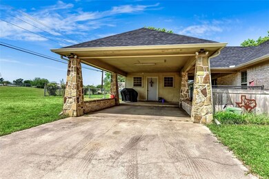 301 Texoma Dr, Whitesboro, TX 76273 - photo 7