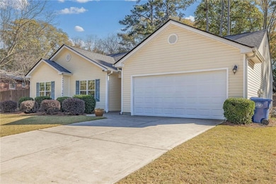 172 Settle St, Winder, GA 30680 - photo 4