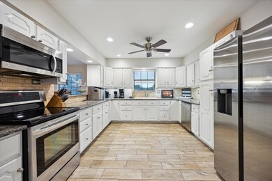 2232 Glenn Dr, Canyon Lake, TX 78133 - photo 7