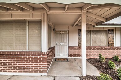 FRONT 4
