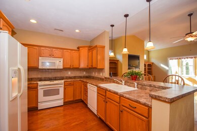 2302 Stone Creek Path Vinton-large-005-5