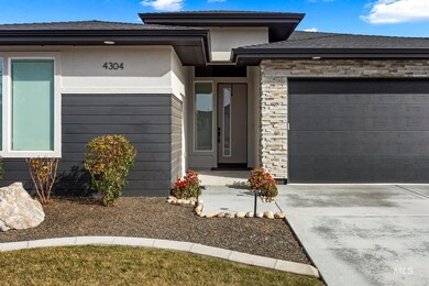 4304 S Selatir Way, Meridian, ID 83642 - photo 2