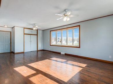 10114 Kennedy Ave, Highland, IN 46322 - photo 4