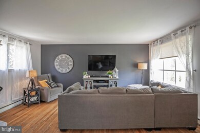 316 S 4th St, Perkasie, PA 18944 - photo 4