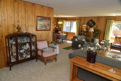 1525 Pleasant Valley Rd, Merlin, OR 97532 - photo 4