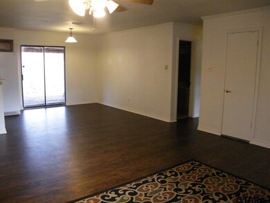 10549 Rolling Pines Dr, Tyler, TX 75707 - photo 4