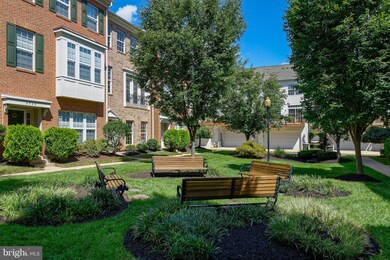 2323 Huntington Station Ct, Alexandria, VA 22303 - photo 2