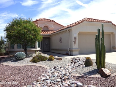 14274 N Trade Winds Way, Oro Valley, AZ 85755 - photo 2