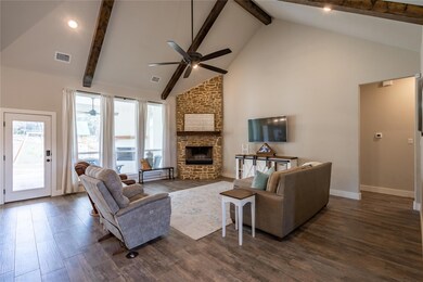 123 Deer Glade Ln, Azle, TX 76020 - photo 5