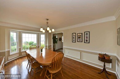 2109 Woodford Rd, Vienna, VA 22182 - photo 5