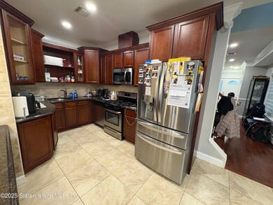 91 El Camino Loop, Staten Island, NY 10309 - photo 6
