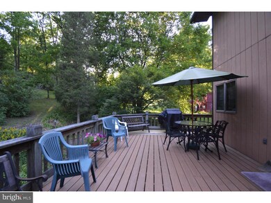 4766 Overlook Rd, Coplay, PA 18037 - photo 5