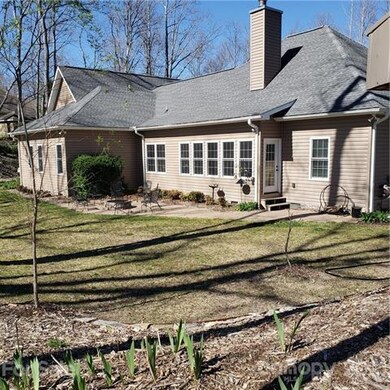 113 W Pointe Dr, Hendersonville, NC 28792 - photo 6