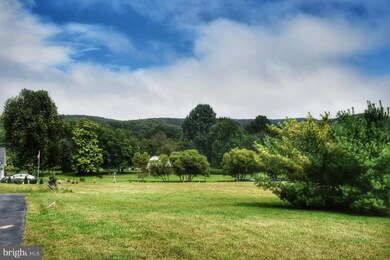 1228 Upland Dr, Fayetteville, PA 17222 - photo 4