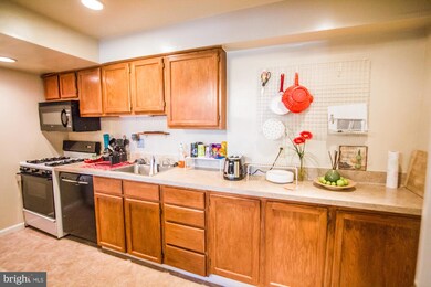 2627 Wagon Dr unit 337, Alexandria, VA 22303 - photo 7