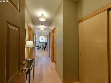 2024 SW Howards Way unit 403, Portland, OR 97201 - photo 2