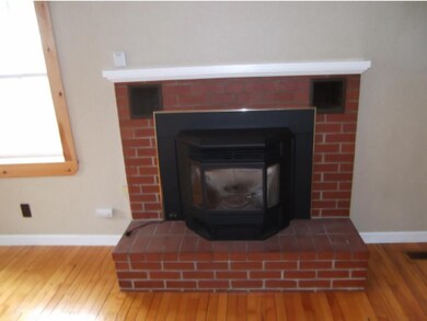 22 Academy St, Colebrook, NH 03576 - photo 6