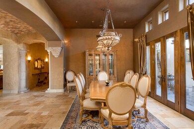 6809 E. Doubletree Ranch-5 dining room