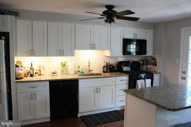 5113 Circle Place, Halethorpe, MD 21227 - photo 6